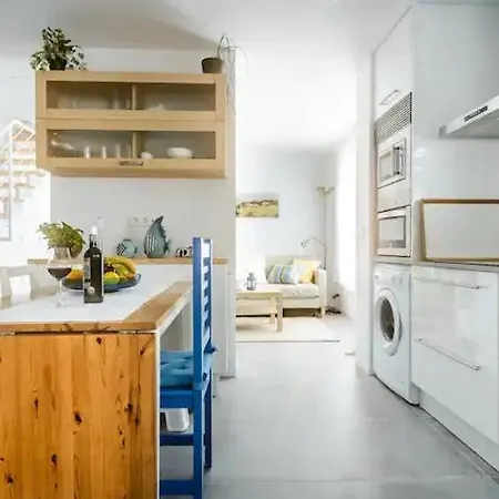 Estudio Con Terraza Vistas Al Mar דירה